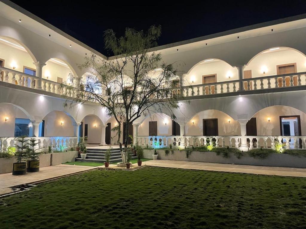 The Ashoka Hotels and Resort Panna